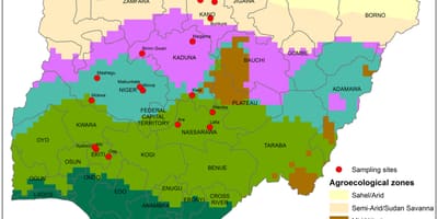 Mapa Nigerii, ze wskazaniem podziału zbiorów 