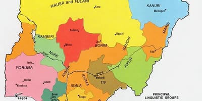 Mapa Nigerii, z podaniem grup etnicznych